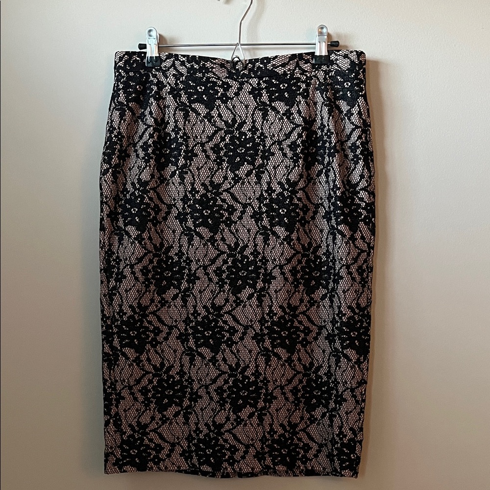 French Connection Black and Cream Lace Pencil Skirt-Size‎ 8